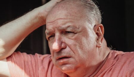 Polacy zapożyczają się u lichwiarzy, a później płaczą. Państwo jest bezradne